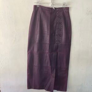 Vintage Leather Midi Skirt w/ High Slit (size 6/8)